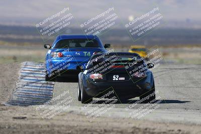 media/Oct-26-2025-CalClub SCCA (Sun) [[8ce1e69566]]/Group 2/Grapevine/